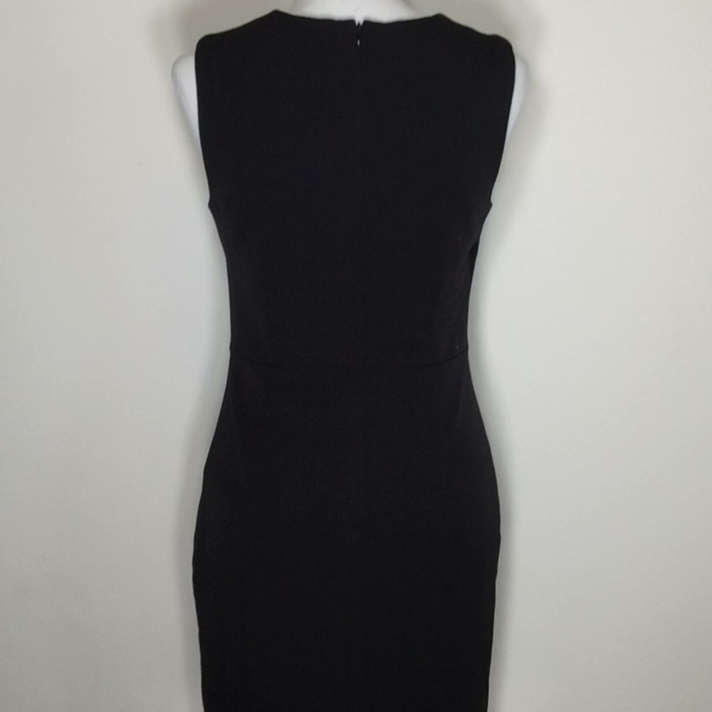 Sleeveless Little Black Dress - Picture 4 of 10